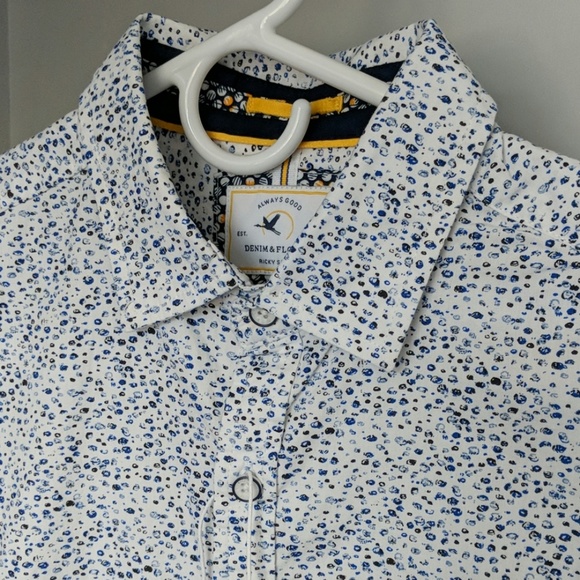 Pebble Spot Men's Button Up - Picture 2 of 6